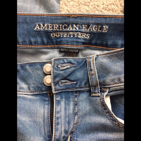 American Eagle Distressed Artist Flare Jean - Picture 4 of 5